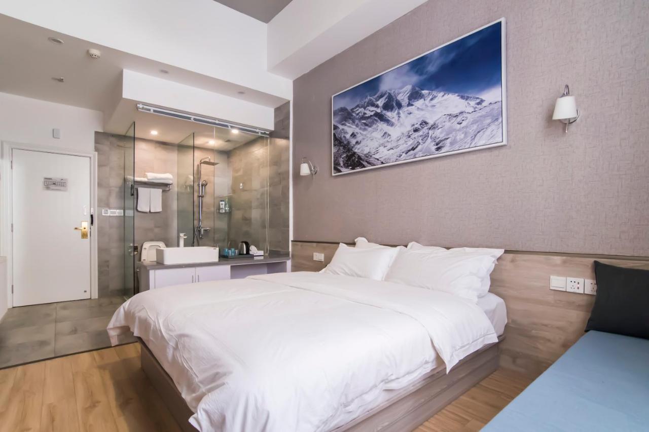 Masherbrum Outdoor Travelling Hostel Чэнду Экстерьер фото